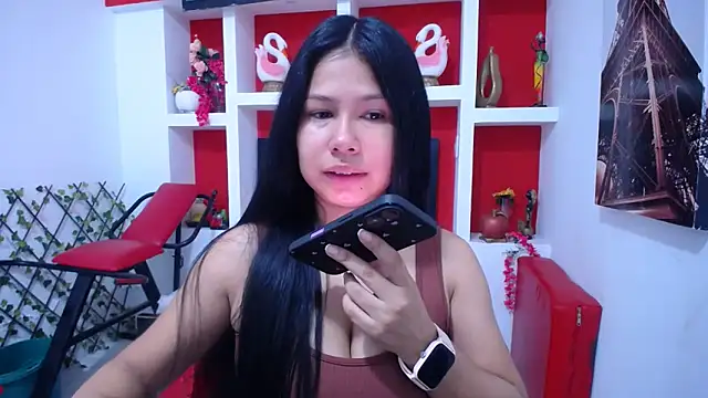 Letty Plugxo online show from November 19, 12:16 pm