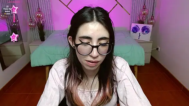 Snapshot of LenaRoses chatting on January 17, 9:51 pm LenaRoses online show from January 17, 9:51 pm