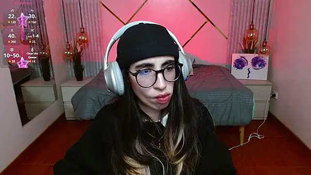 Snapshot of LenaRoses chatting on March 19, 9:08 pm LenaRoses online show from March 19, 9:08 pm