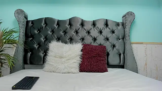 alice greco online show from December 16, 7:54 pm