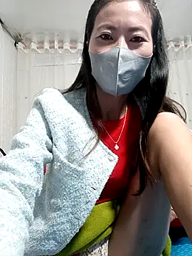 Snapshot of Sweet_Toy20 chatting on October 21, 9:15 pm Sweet Toy20 online show from October 21, 9:15 pm