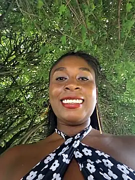 Snapshot of HanaThompson chatting on March 19, 7:06 pm HanaThompson online show from March 19, 7:06 pm