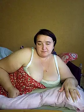 Snapshot of Liluboobs chatting on October 19, 5:41 am Liluboobs online show from October 19, 5:41 am