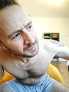 gilera250s online show from October 4, 1:09 pm