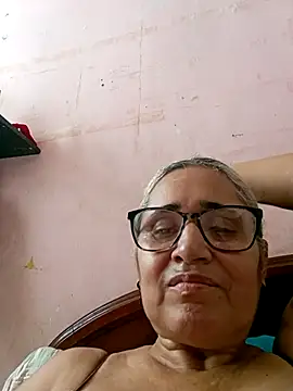 Snapshot of _candi chatting on September 18, 5:37 pm  candi online show from September 18, 5:37 pm