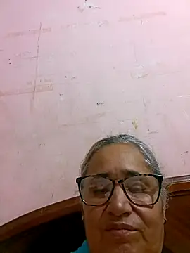 Snapshot of _candi chatting on October 5, 3:05 am  candi online show from October 5, 3:05 am