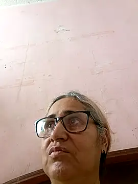 Snapshot of _candi chatting on October 10, 5:12 pm  candi online show from October 10, 5:12 pm