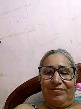 Snapshot of _candi chatting on October 12, 1:04 am  candi online show from October 12, 1:04 am