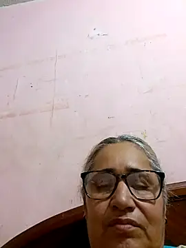 Snapshot of _candi chatting on October 20, 1:17 am  candi online show from October 20, 1:17 am