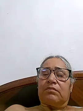  candi online show from February 24, 2:53 am