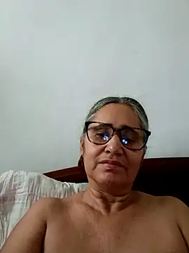  candi online show from February 28, 11:33 am