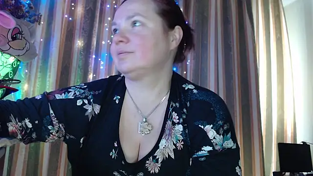 amorelara online show from May 14, 6:20 am