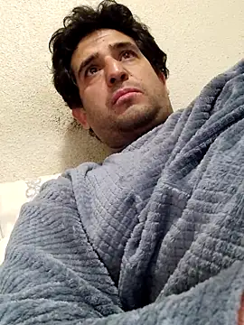 Snapshot of pontins chatting on March 14, 5:40 pm pontins online show from March 14, 5:40 pm