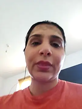 Snapshot of AfghanPrincess chatting on April 1, 3:09 pm AfghanPrincess online show from April 1, 3:09 pm