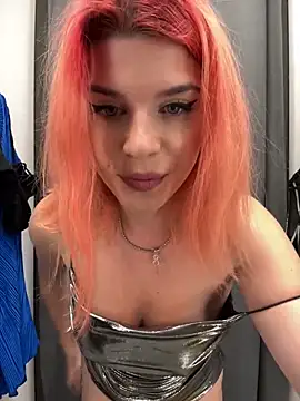 RiriRoseey online show from December 15, 11:55 am