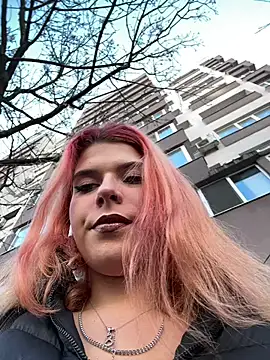 RiriRoseey online show from December 19, 8:56 am