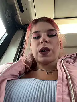 RiriRoseey online show from December 21, 8:39 am