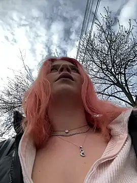 RiriRoseey online show from January 10, 9:13 am