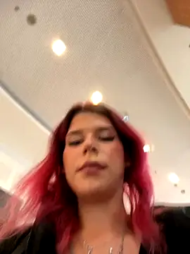 RiriRoseey online show from November 13, 8:24 am