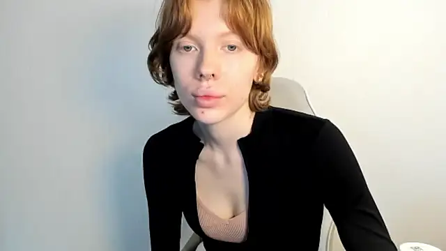 Snapshot of StellaDavis chatting on January 15, 8:08 am StellaDavis online show from January 15, 8:08 am