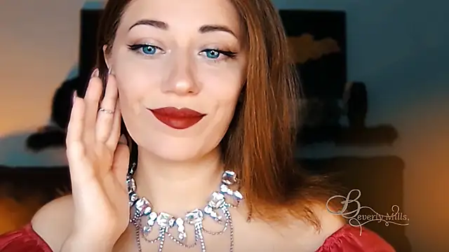 Snapshot of MissBeverlyMills chatting on October 13, 2:55 am MissBeverlyMills online show from October 13, 2:55 am