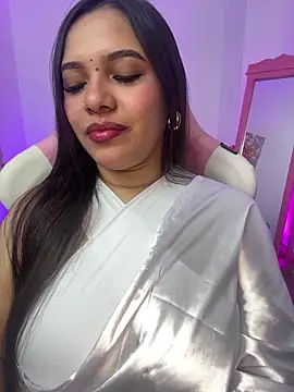 krishaa  online show from May 2, 4:12 pm