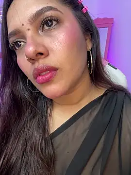 krishaa  online show from May 5, 8:06 pm