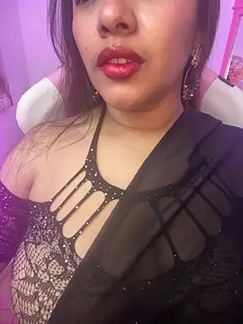 krishaa  online show from June 22, 8:50 pm