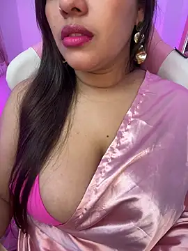 krishaa  online show from July 4, 8:15 pm