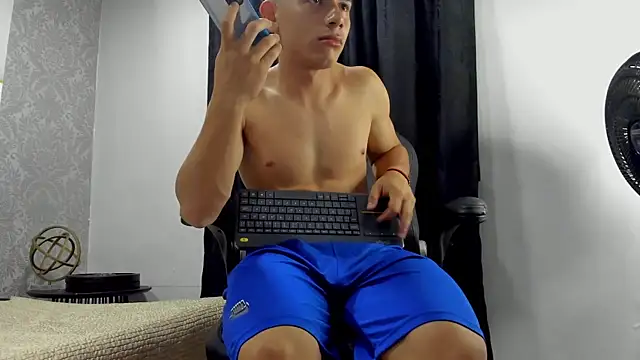 andrew rose  online show from March 7, 12:45 pm