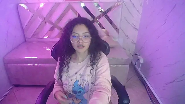 victoria castillo b online show from March 12, 9:34 am