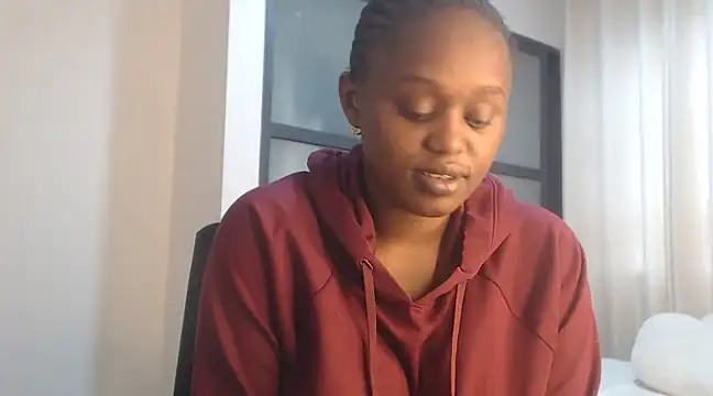 Snapshot of Lafaye19 chatting on December 19, 4:23 am Lafaye19 online show from December 19, 4:23 am