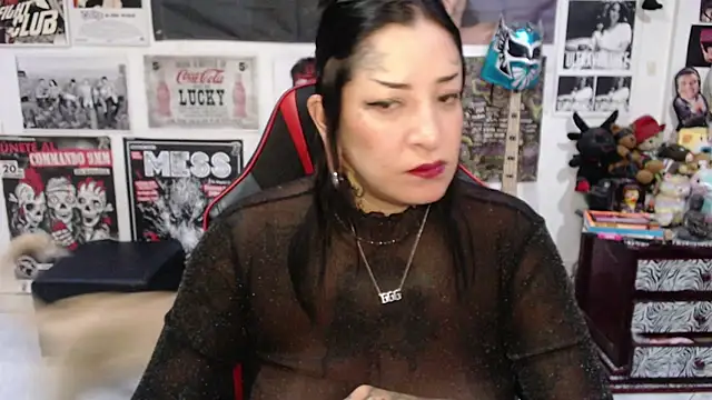 Snapshot of Rollyderolandia666 chatting on October 9, 10:19 pm Rollyderolandia666 online show from October 9, 10:19 pm