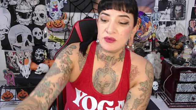 Snapshot of Rollyderolandia666 chatting on October 26, 8:26 pm Rollyderolandia666 online show from October 26, 8:26 pm
