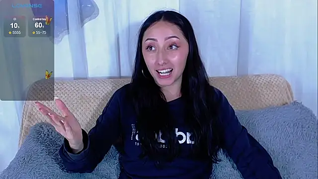 Snapshot of v1cky_ chatting on January 7, 9:57 pm v1cky online show from January 7, 9:57 pm