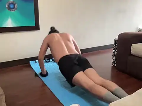 littlelatinhunter online show from November 24, 12:16 pm