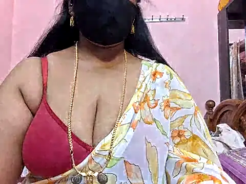 Snapshot of Pallavi-sri chatting on January 14, 3:28 pm Pallavi-sri online show from January 14, 3:28 pm