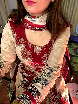 Jen jennyy1 online show from November 22, 9:47 pm