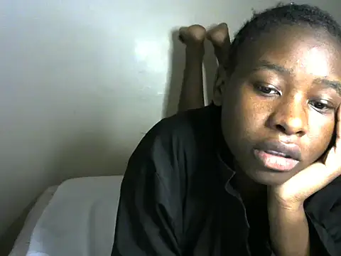 Snapshot of Novah_ chatting on November 26, 6:20 pm Novah online show from November 26, 6:20 pm