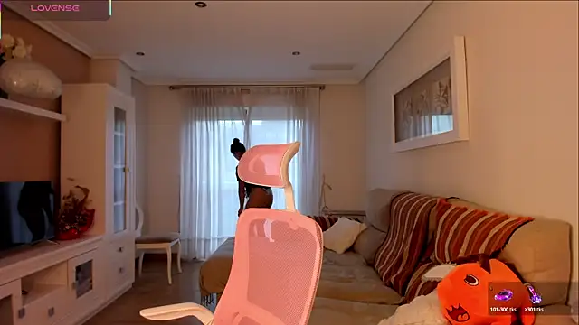 bella apont online show from September 30, 5:29 pm