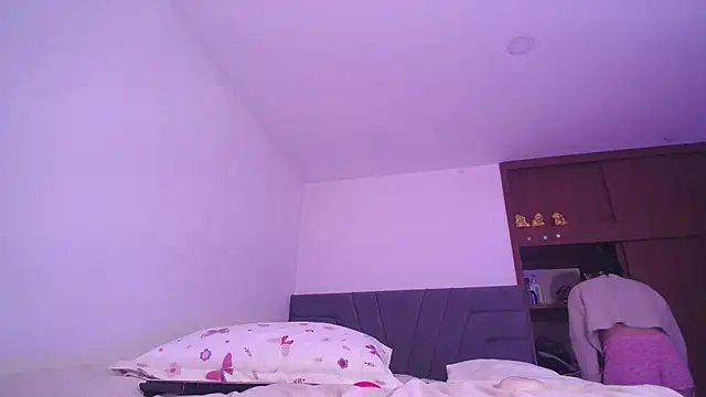 Yinn Silver online show from January 24, 1:14 pm