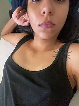 Snapshot of Julinhasz chatting on March 20, 6:02 pm Julinhasz online show from March 20, 6:02 pm