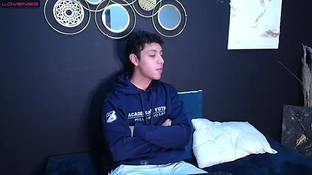 24 7horny  online show from March 20, 12:43 pm