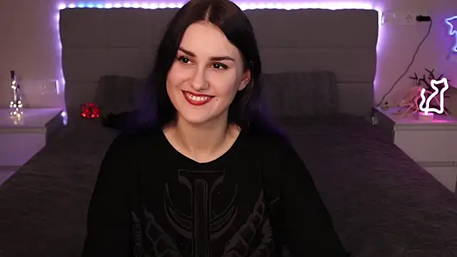 Erotic Synth Goddess online show from October 7, 5:21 pm