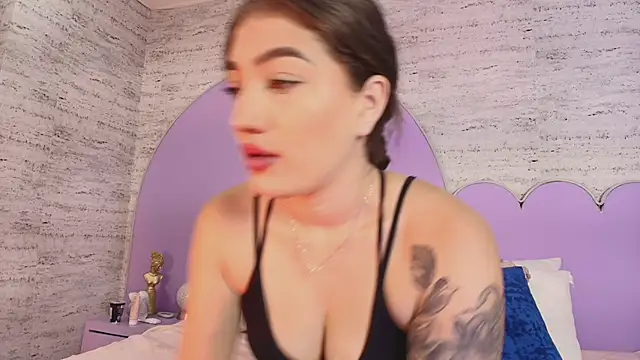 Giaa Ross online show from May 16, 9:17 am