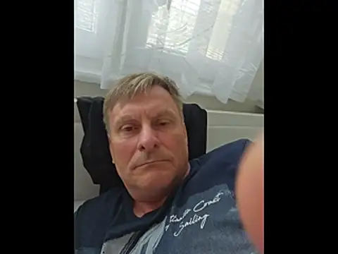 johnnym1 online show from March 23, 1:04 pm