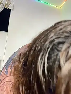 Snapshot of keirabbw chatting on March 21, 12:15 am keirabbw online show from March 21, 12:15 am