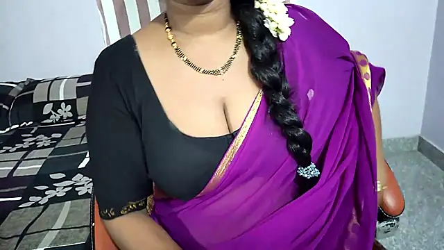 Snapshot of samyukthapuretelugu chatting on April 4, 4:00 am samyukthapuretelugu online show from April 4, 4:00 am