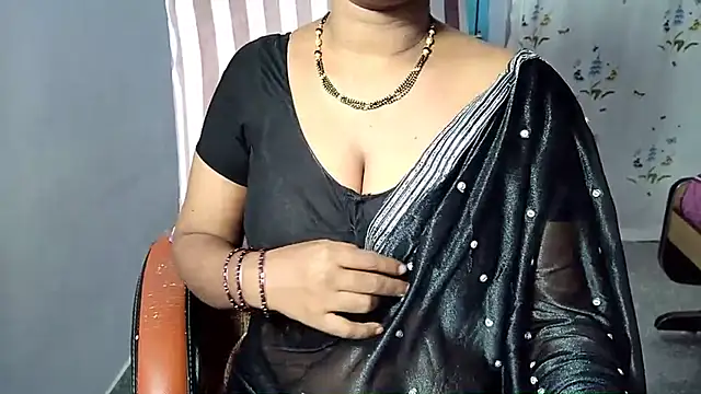 Snapshot of samyukthapuretelugu chatting on May 3, 4:13 pm samyukthapuretelugu online show from May 3, 4:13 pm