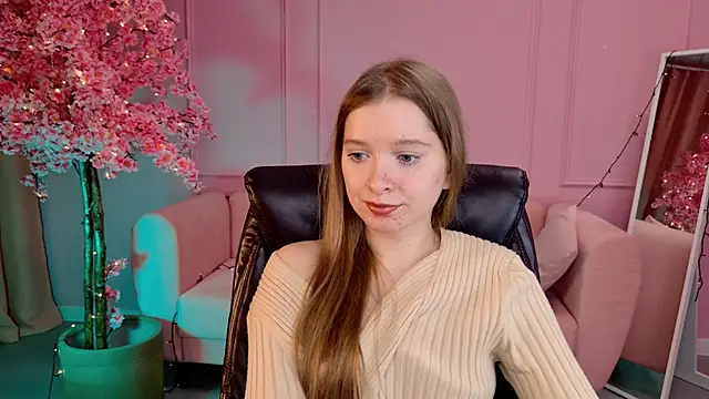 Snapshot of MayaSinabon chatting on March 4, 3:15 pm MayaSinabon online show from March 4, 3:15 pm